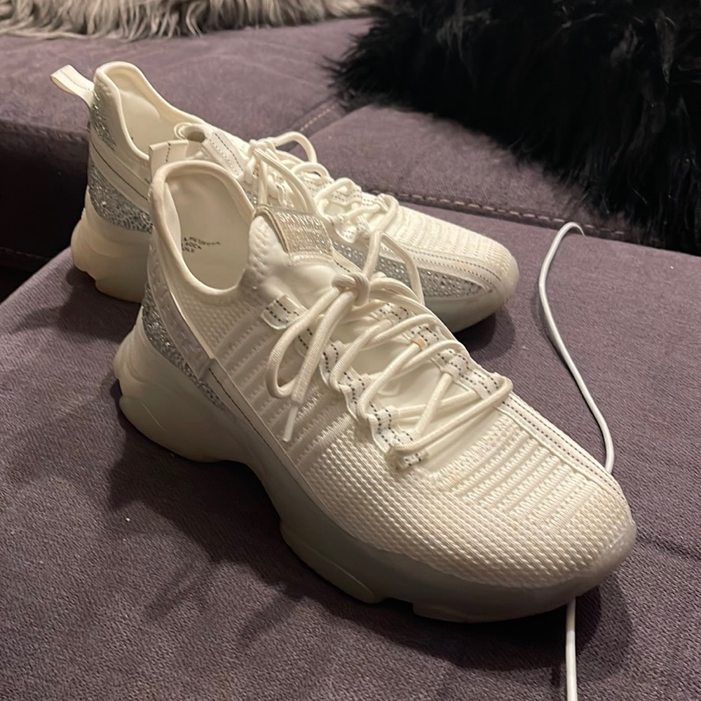 Steve Madden. Athletic shoes.